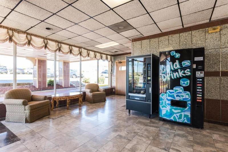 Motel 6 阿尔科 外观 照片