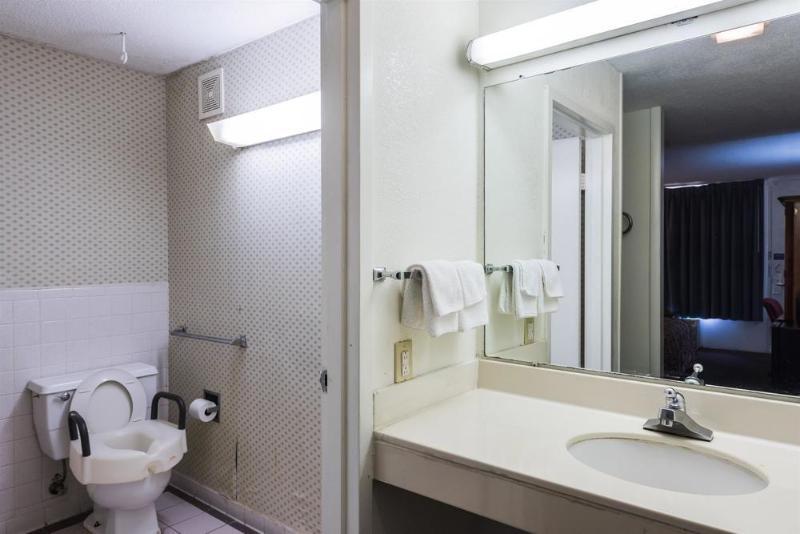 Motel 6 阿尔科 外观 照片