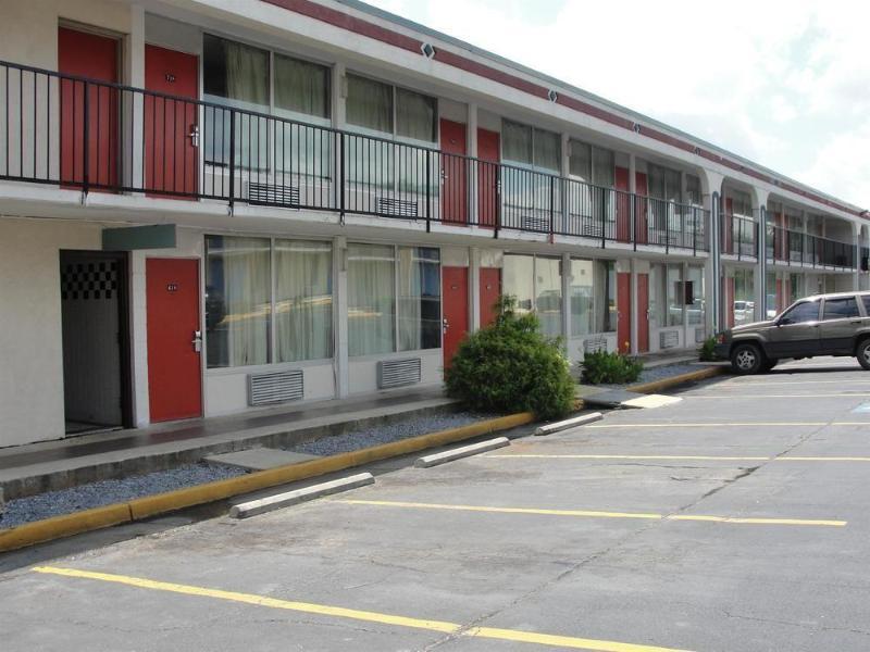 Motel 6 阿尔科 外观 照片